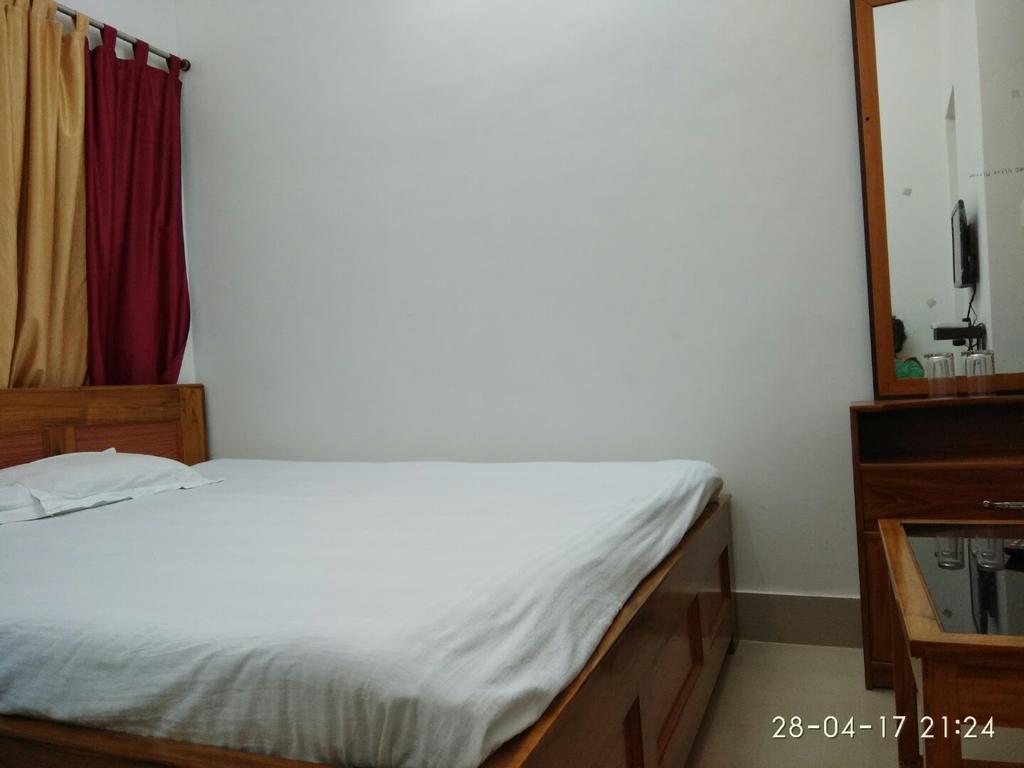 India Tours Only Kavita Guest House โบลปูร์ ภายนอก รูปภาพ